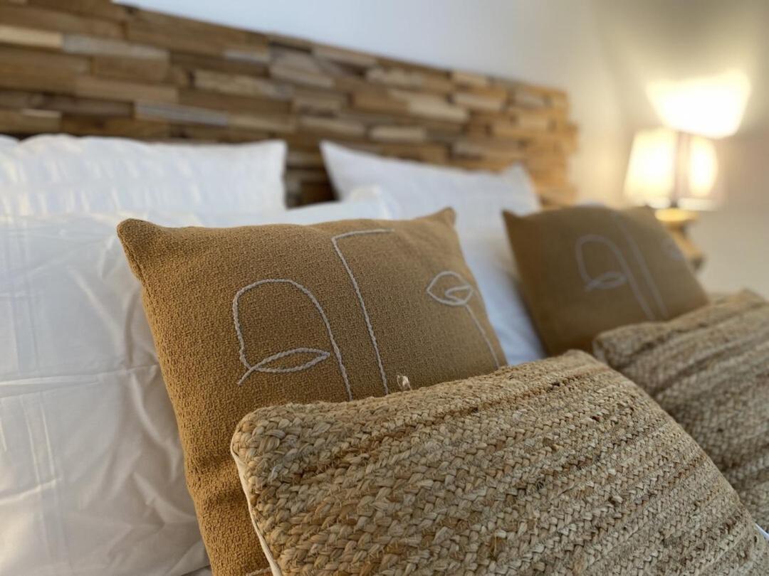 Le Domaine D'Angerville - Chambres D'Hotes Room photo